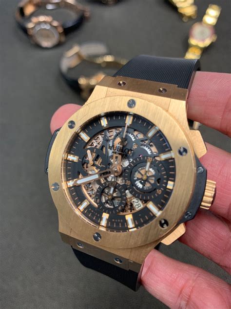 hublot big bang rose gold skeleton|hublot 18k with rubber strap.